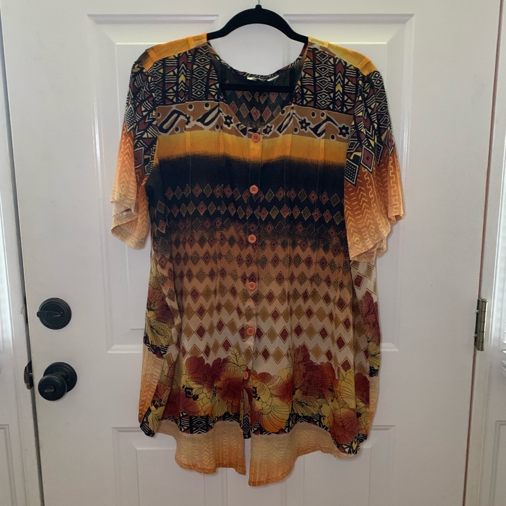 - Multicolor Geometric Print Women's Top